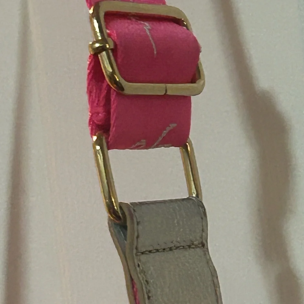 Lilly Pulitzer neoprene, Barbie pink Crossbody Giovanna bag purse 10.5 x 8“flaws - Picture 8 of 16